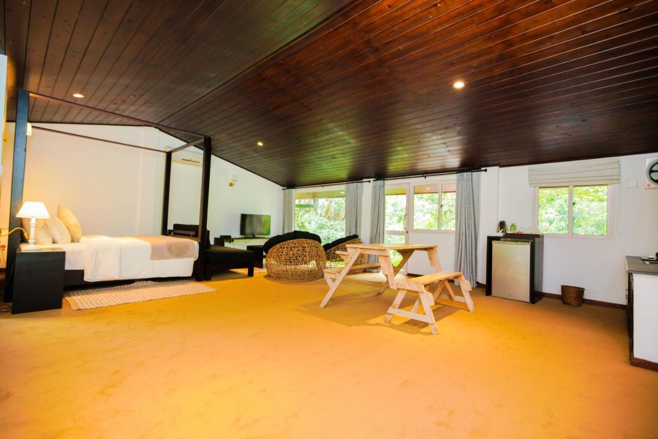 Villa Le Maas Tota Koslanda Exterior foto